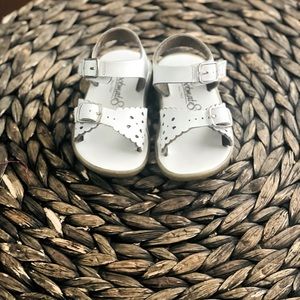 Footmates Sandals, White, Size 4